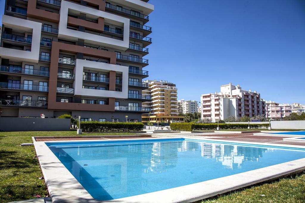 Rocha Tower By Beach Rentals Exterior photo