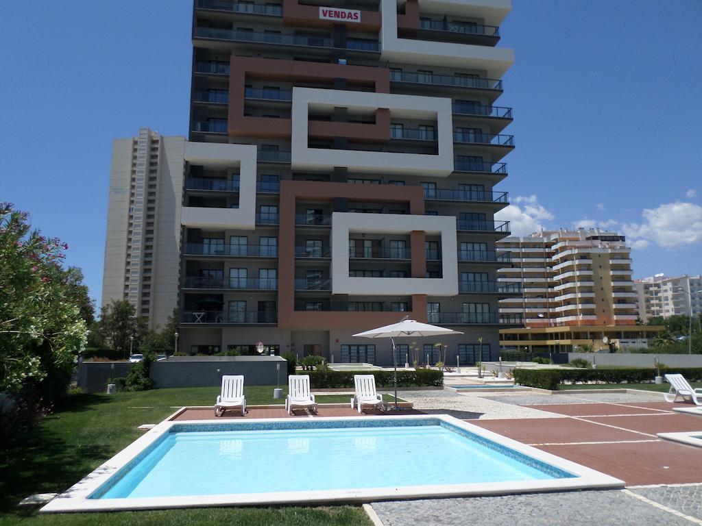 Rocha Tower By Beach Rentals Exterior photo