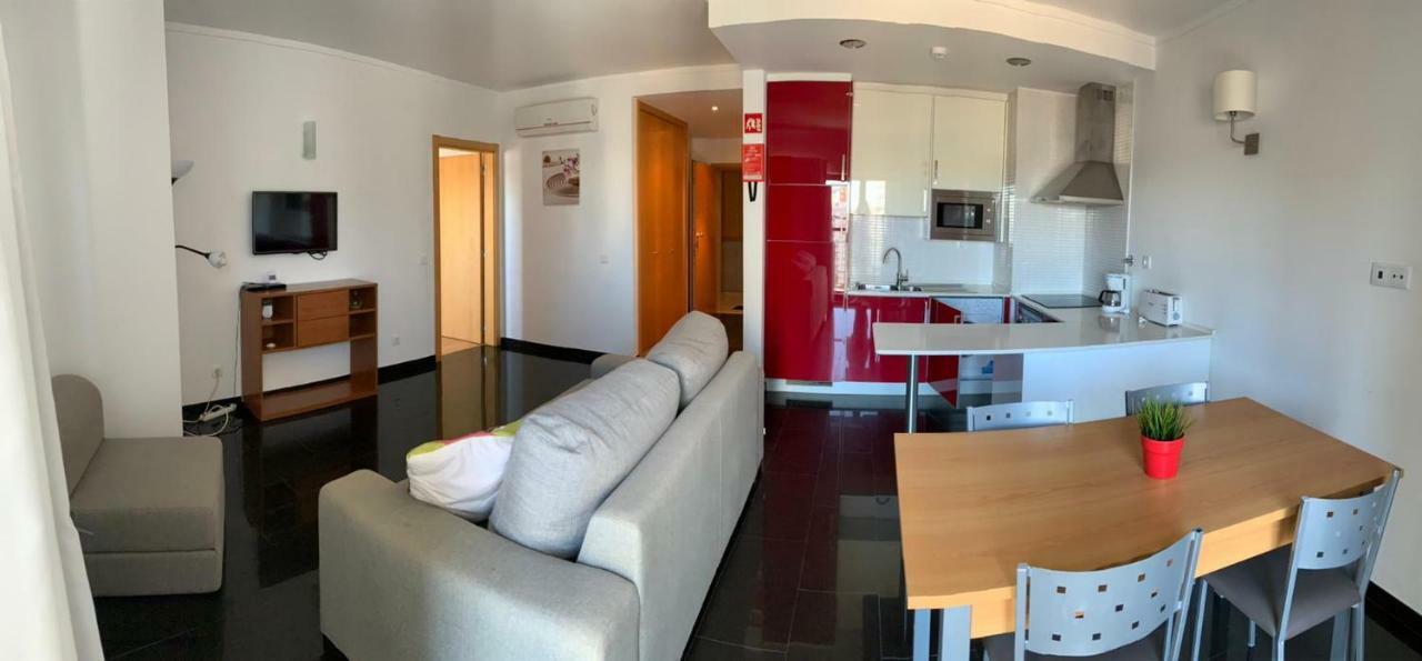 Rocha Tower By Beach Rentals Exterior photo